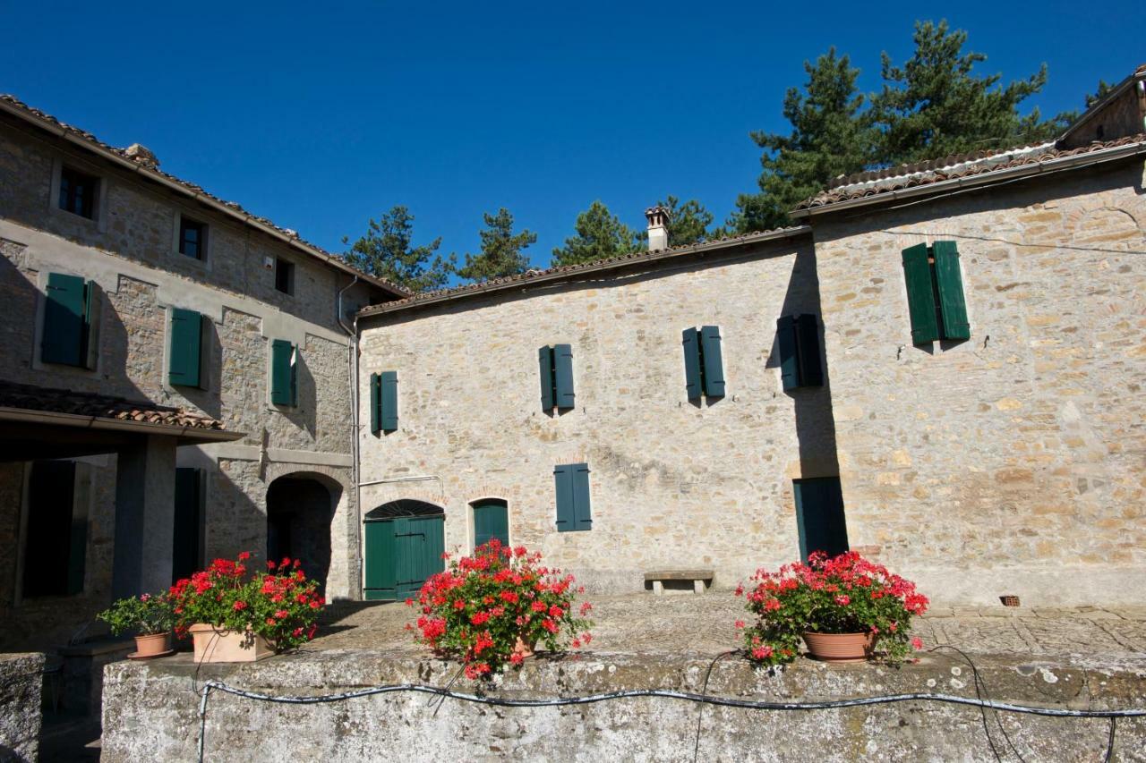 La Corte Bonomini Bed & Breakfast Neviano degli Arduini Exterior foto